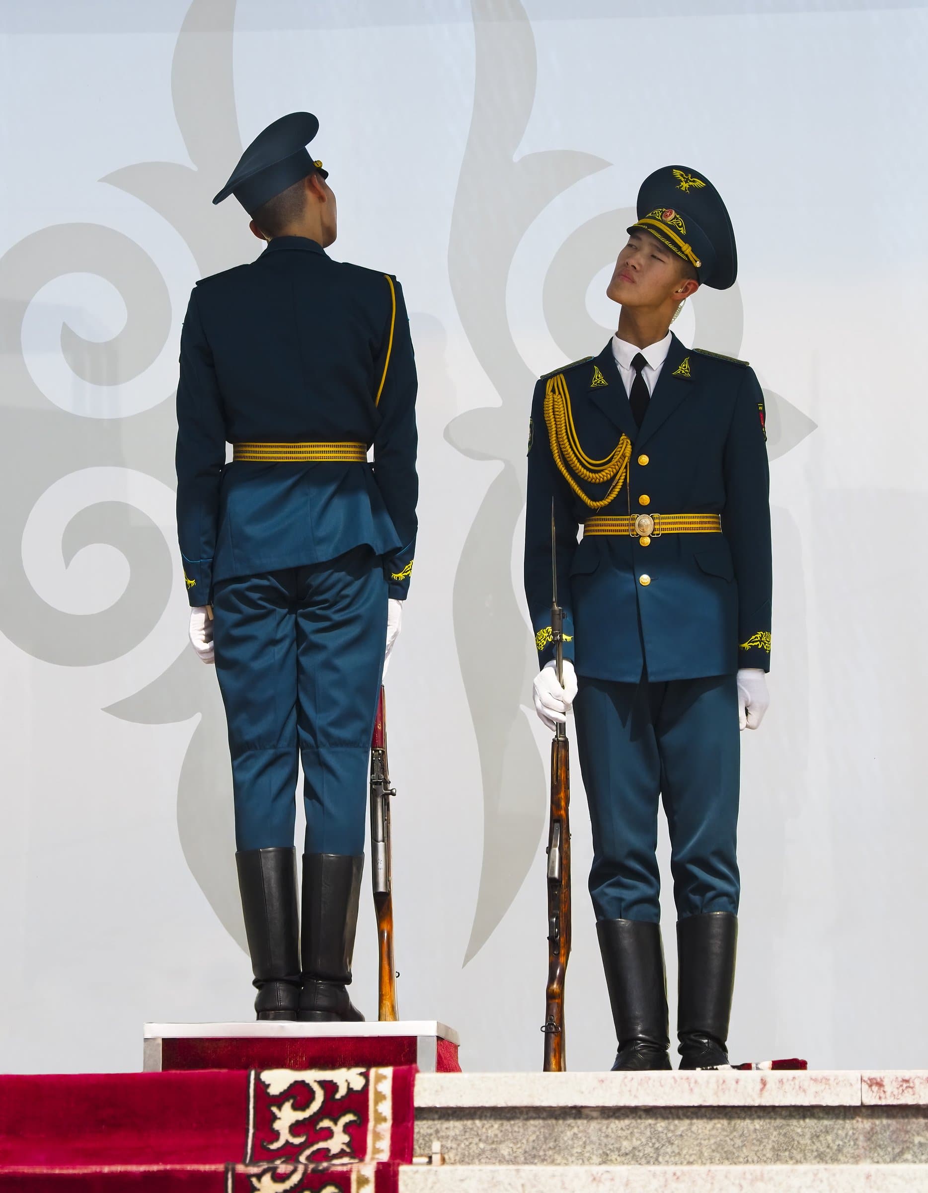 Changing of the guard on Ala-Too Square in Bishkek